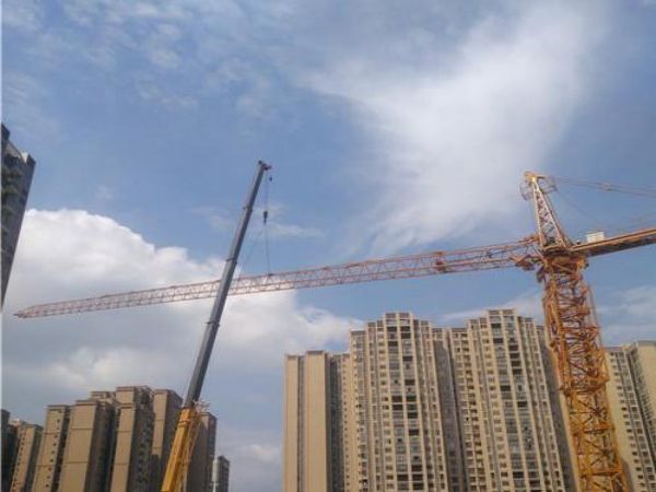 五寨县吊车出租_吊车出租公司：吊车出租应该怎么保养